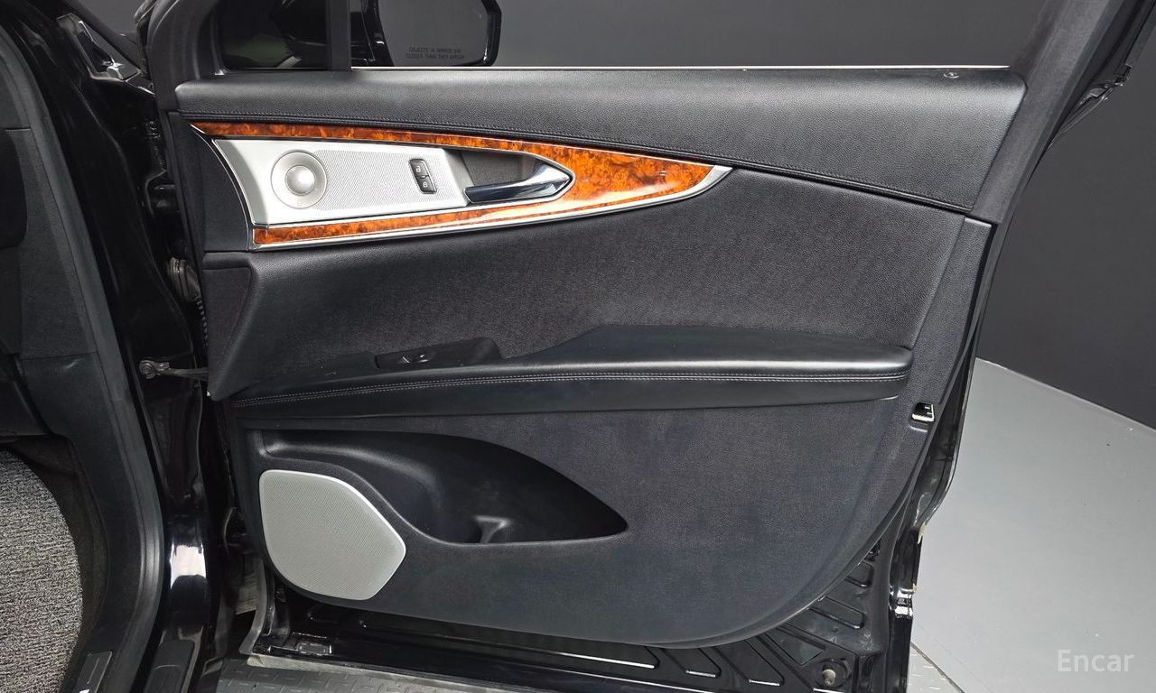 Lincoln Nautilus 1st generation 2.7 Reserve AWD 2019