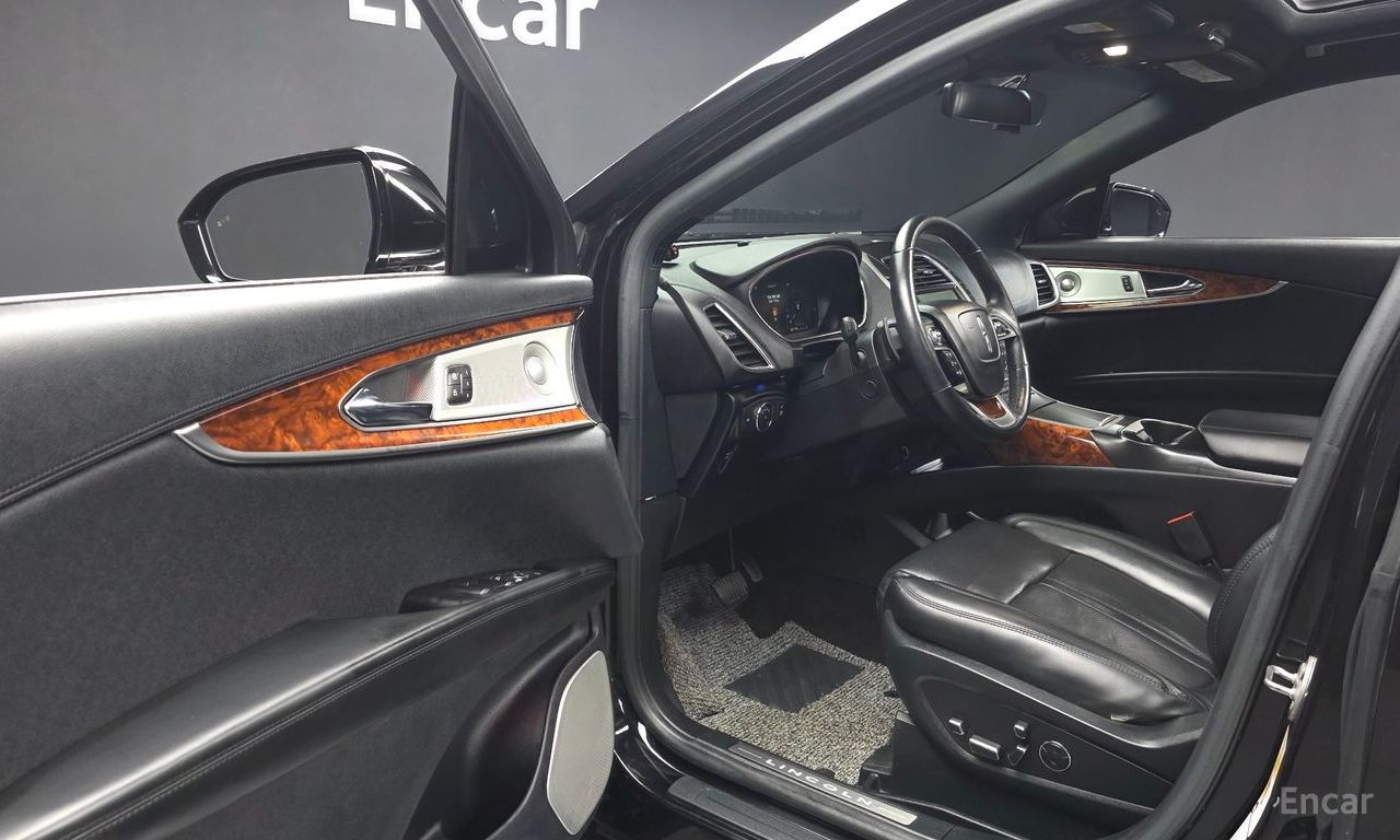 Lincoln Nautilus 1st generation 2.7 Reserve AWD 2019