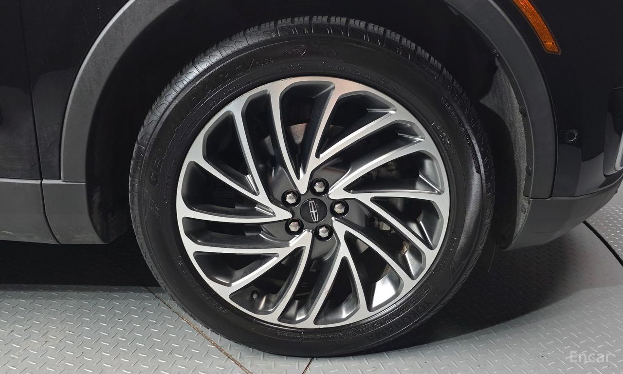 Lincoln Nautilus 1st generation 2.7 Reserve AWD 2019