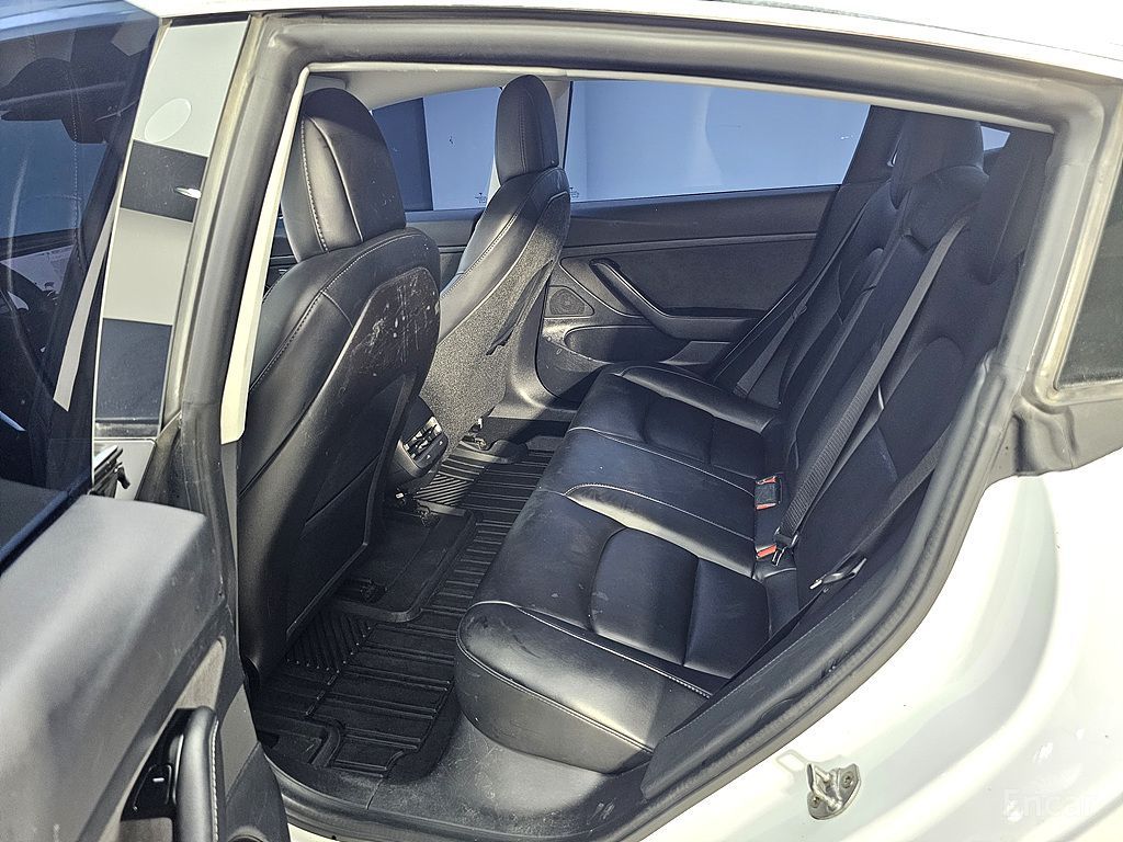 Tesla Model 3 Standard Range Plus RWD 2020