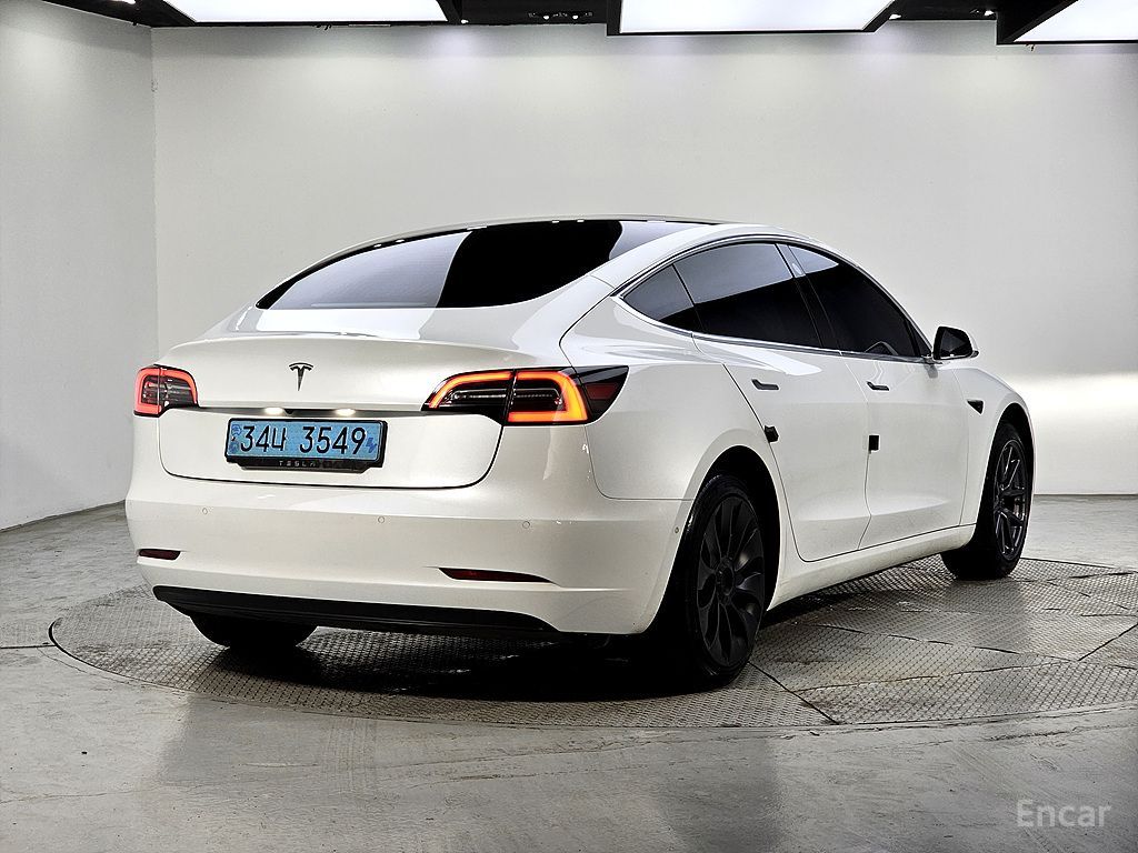 Tesla Model 3 Standard Range Plus RWD 2020