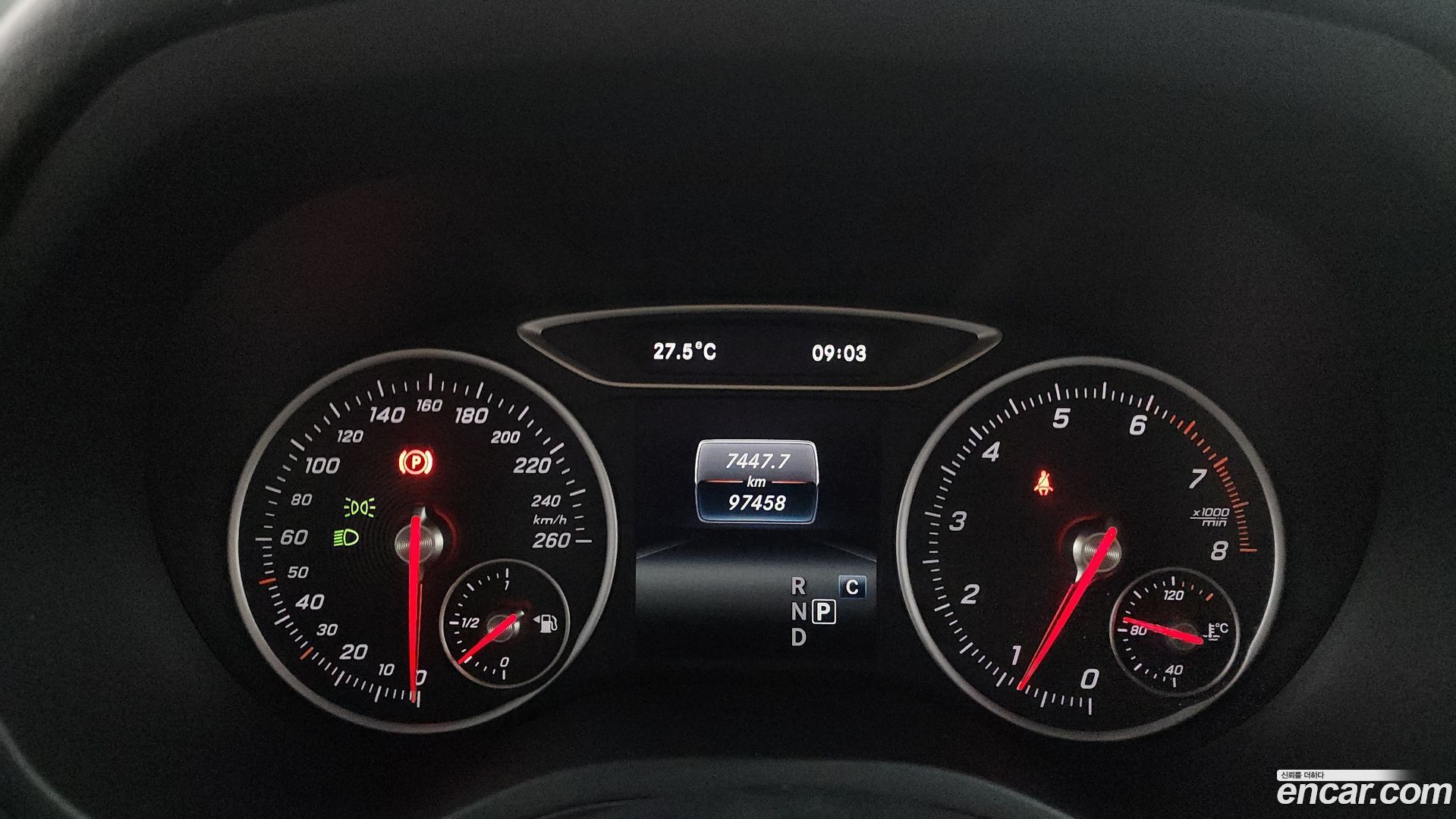 Mercedes-Benz B-Class B220