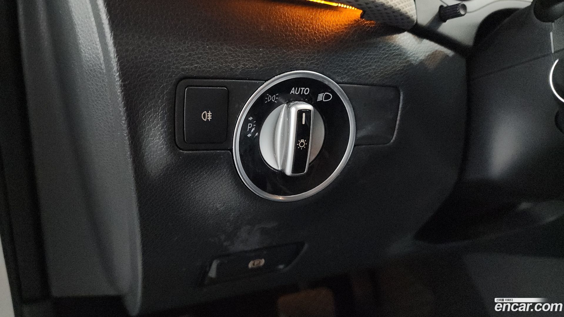 Mercedes-Benz B-Class B220