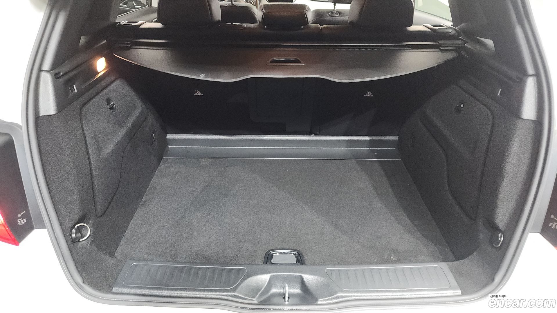 Mercedes-Benz B-Class B220