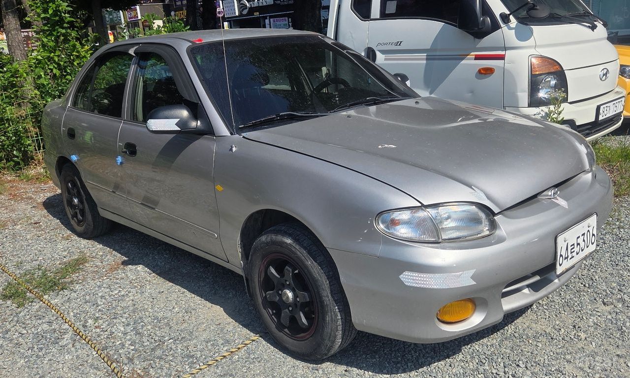 Hyundai New Accent 5DR 1.5 Euro Multi 1997