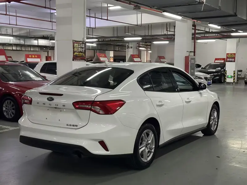 Focus 2019 Sedan 1.5L Automatic Front Jump Type National V