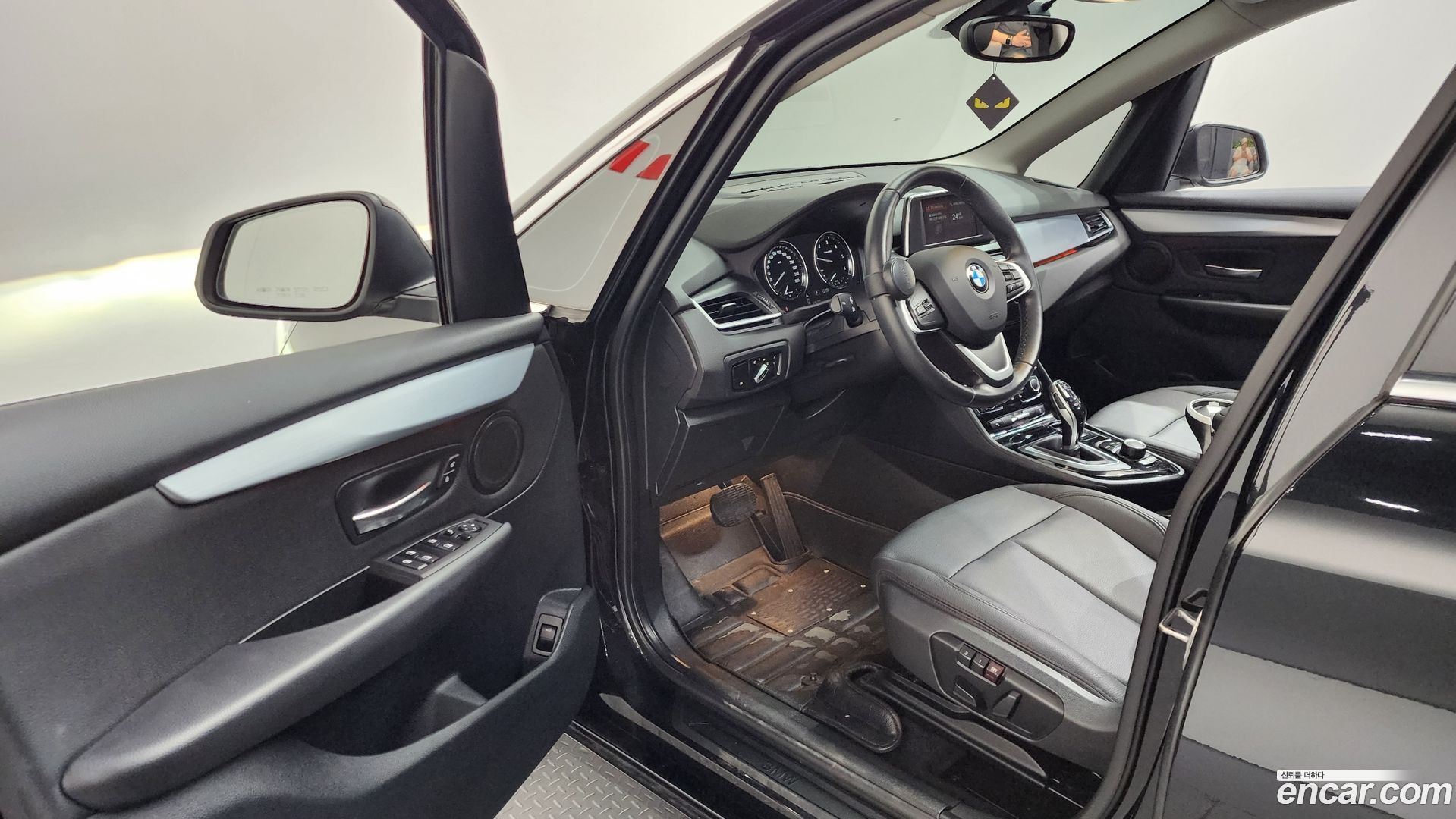 BMW 2-Series Joy 2017