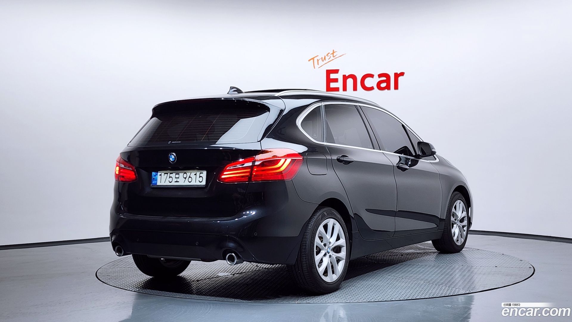 BMW 2-Series Joy 2017