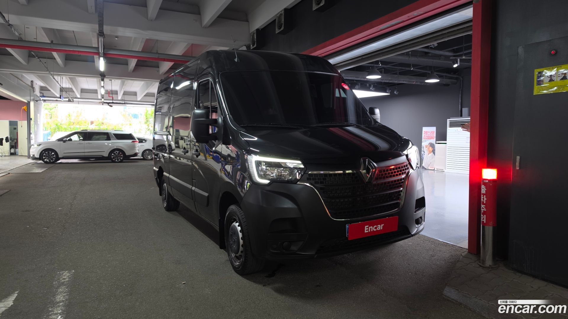 Renault Korea Master 2.3 Van L