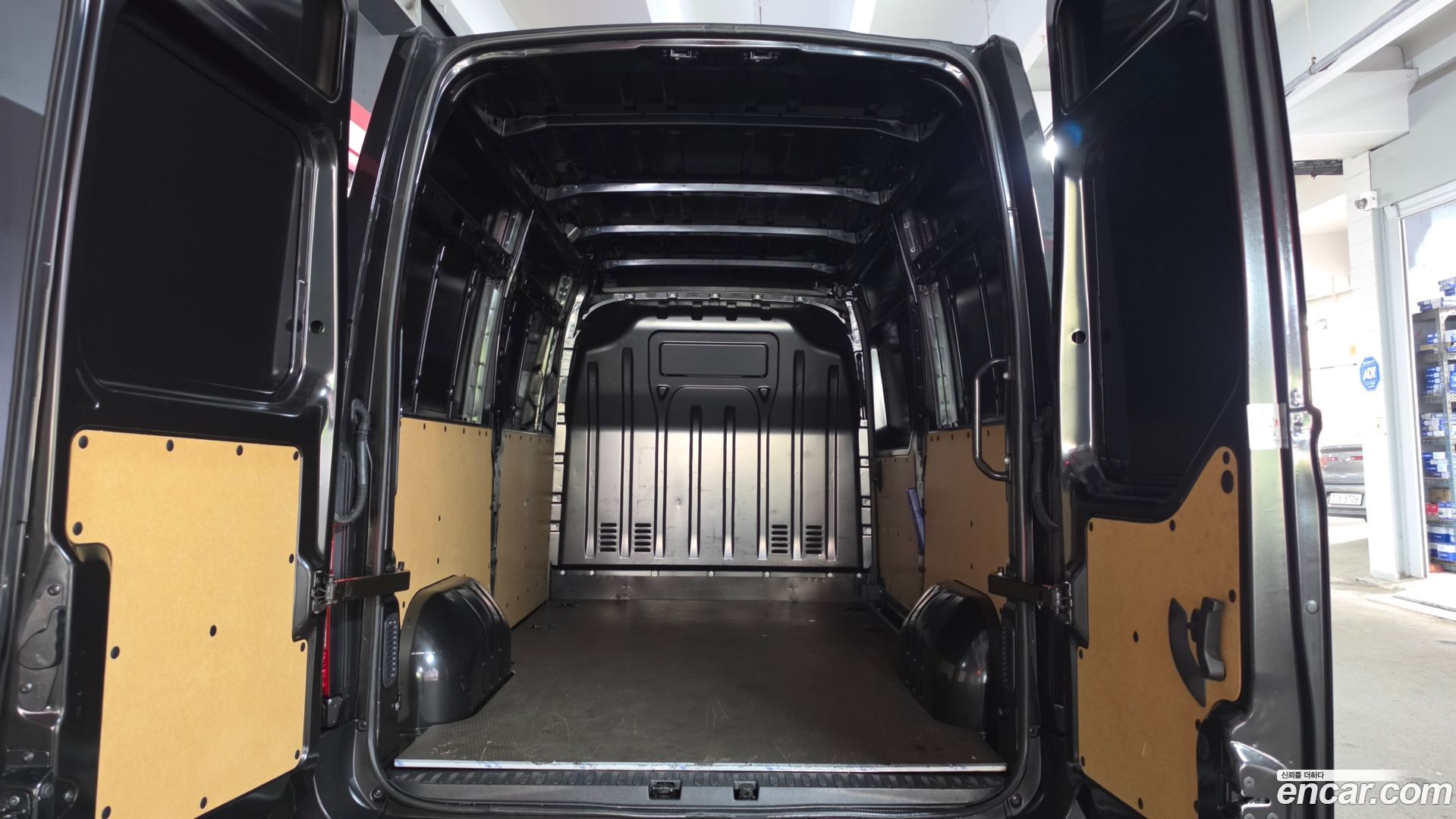 Renault Korea Master 2.3 Van L