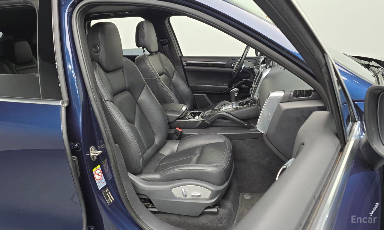 Porsche New Cayenne 3.0 Diesel 2012