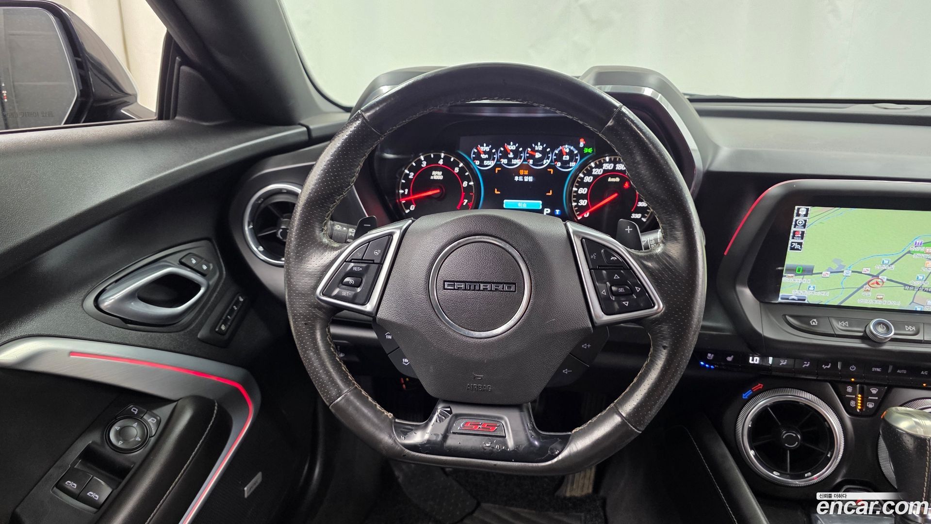 Chevrolet Camaro SS 6.2 V8