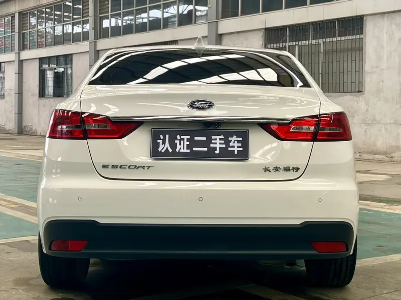 Forex 2019 facelift 1.5L automatic enjoyment type National VI