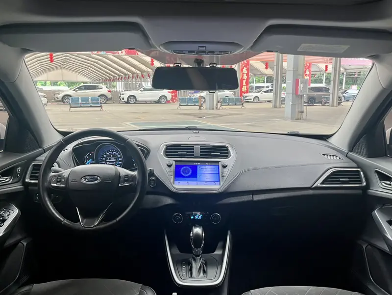 Forex 2019 facelift 1.5L automatic enjoyment type National VI