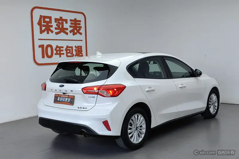 Focus 2019 Hatchback EcoBoost 125 Automatic NeochaEDGE National VI