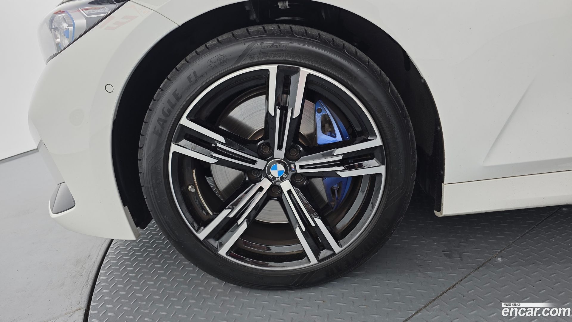 BMW 3-Series 320i M Sport 2023
