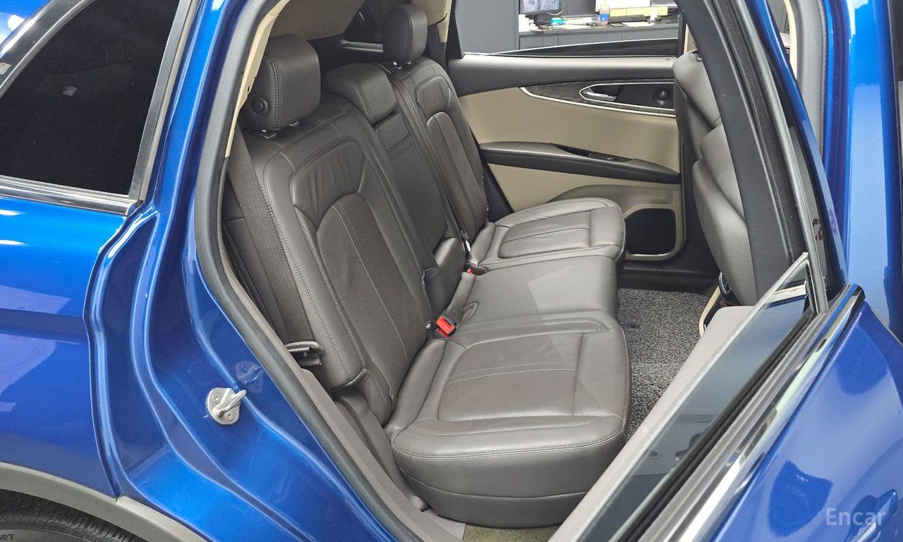 Lincoln Nautilus 1st generation 2.7 201A AWD 2020