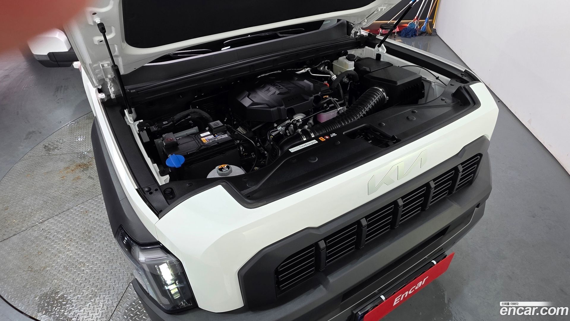 Kia Tasman 2.5T Gasoline 4WD