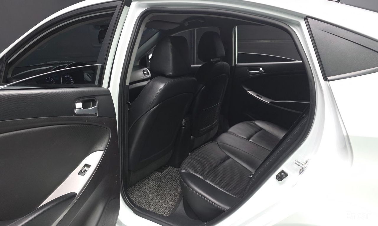 Hyundai Accent (New) 1.4 VVT Modern 2016