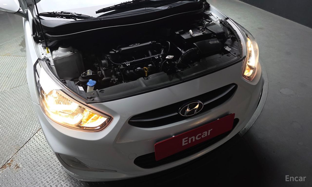 Hyundai Accent (New) 1.4 VVT Modern 2016