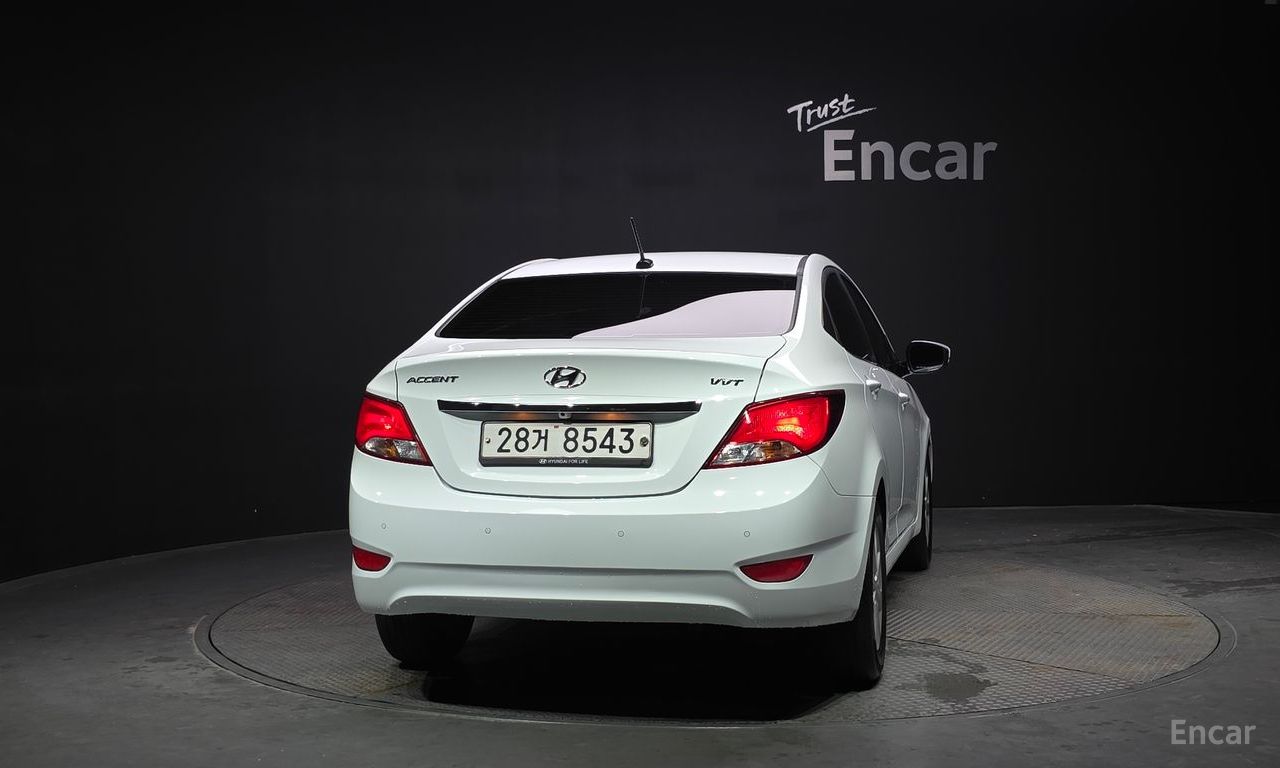 Hyundai Accent (New) 1.4 VVT Modern 2016