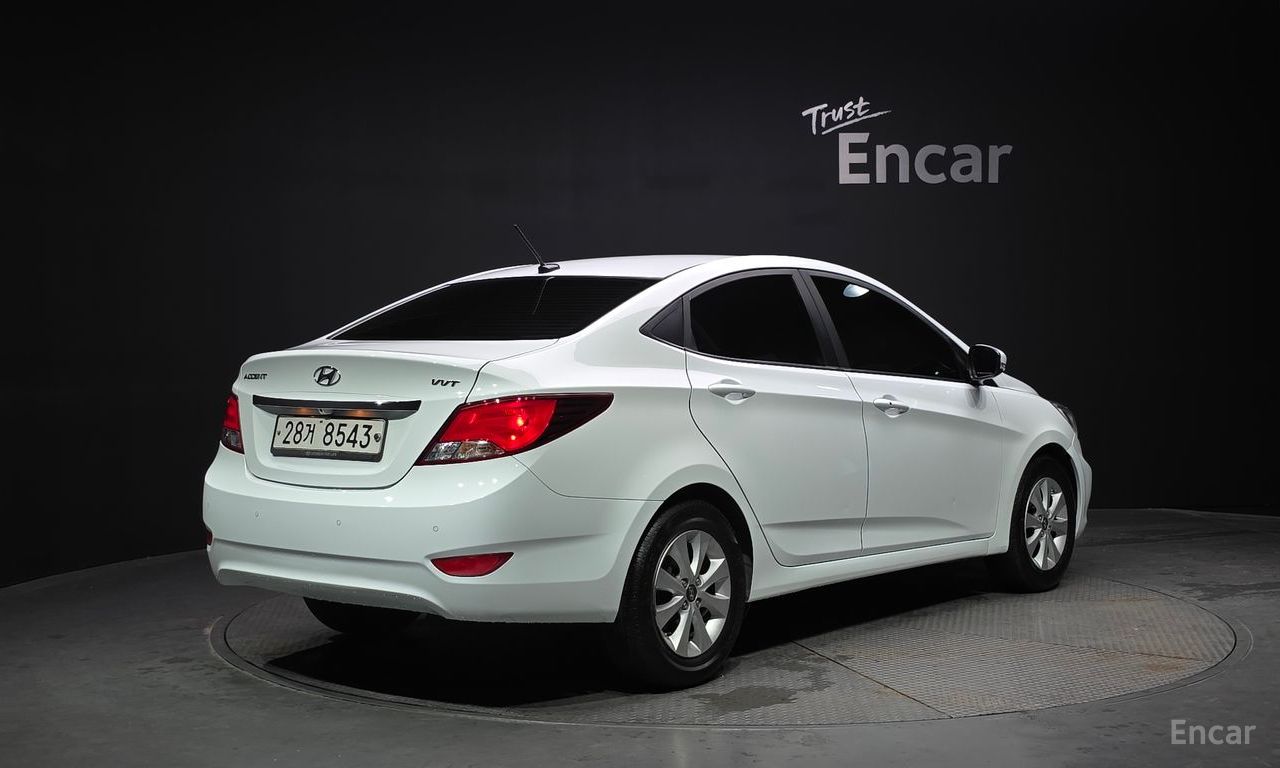 Hyundai Accent (New) 1.4 VVT Modern 2016