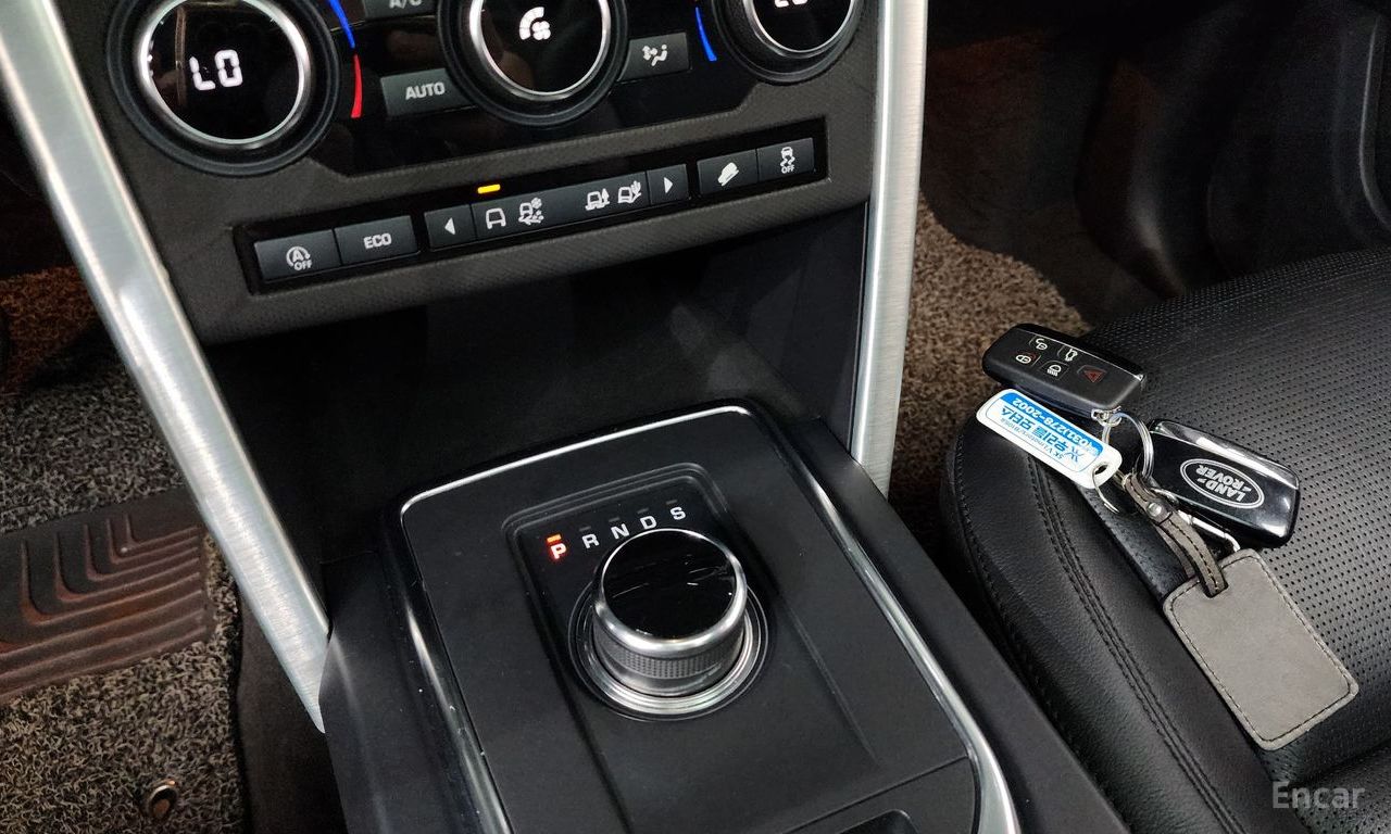 Land Rover Discovery Sports 2.0 TD4 SE (150 horsepower) 2018