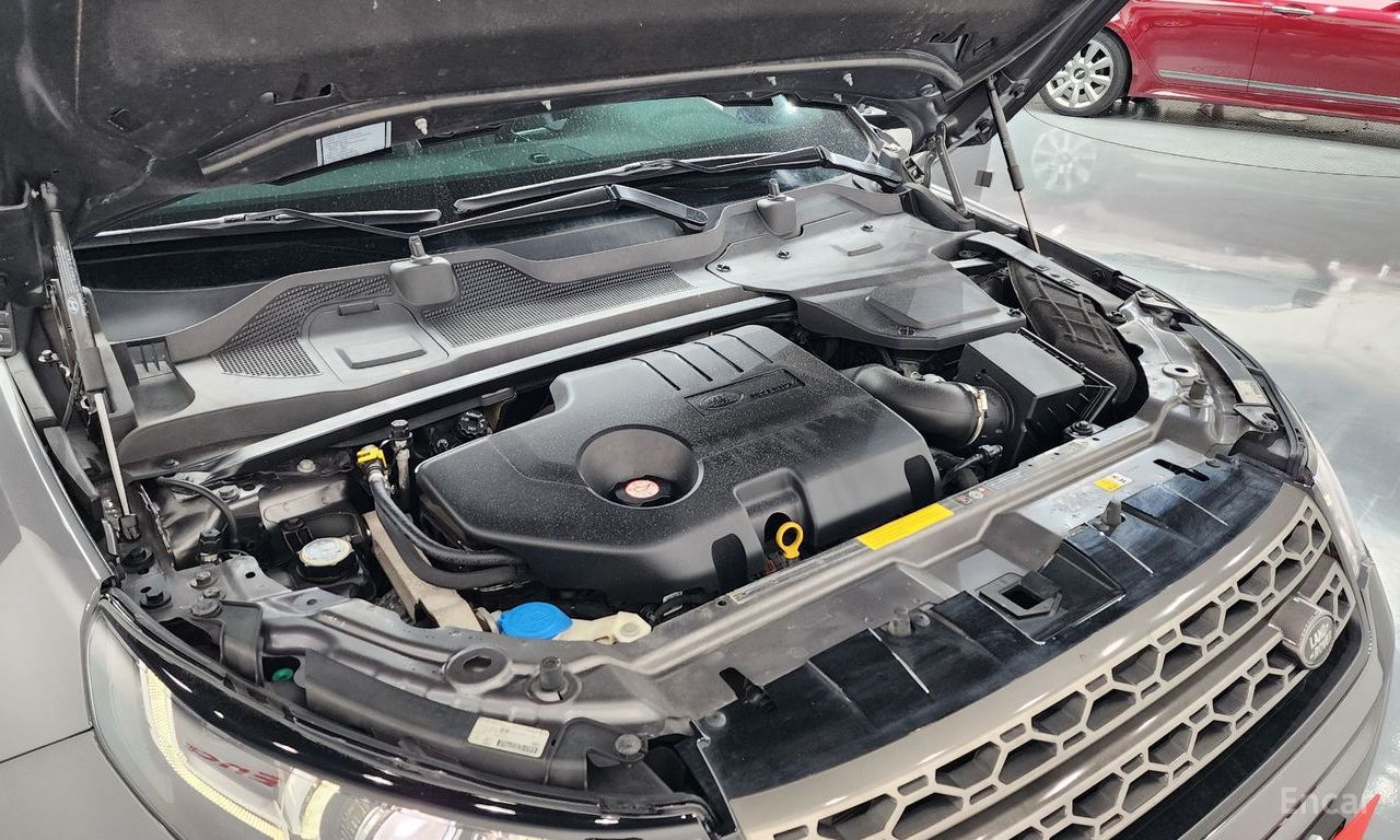Land Rover Discovery Sports 2.0 TD4 SE (150 horsepower) 2018
