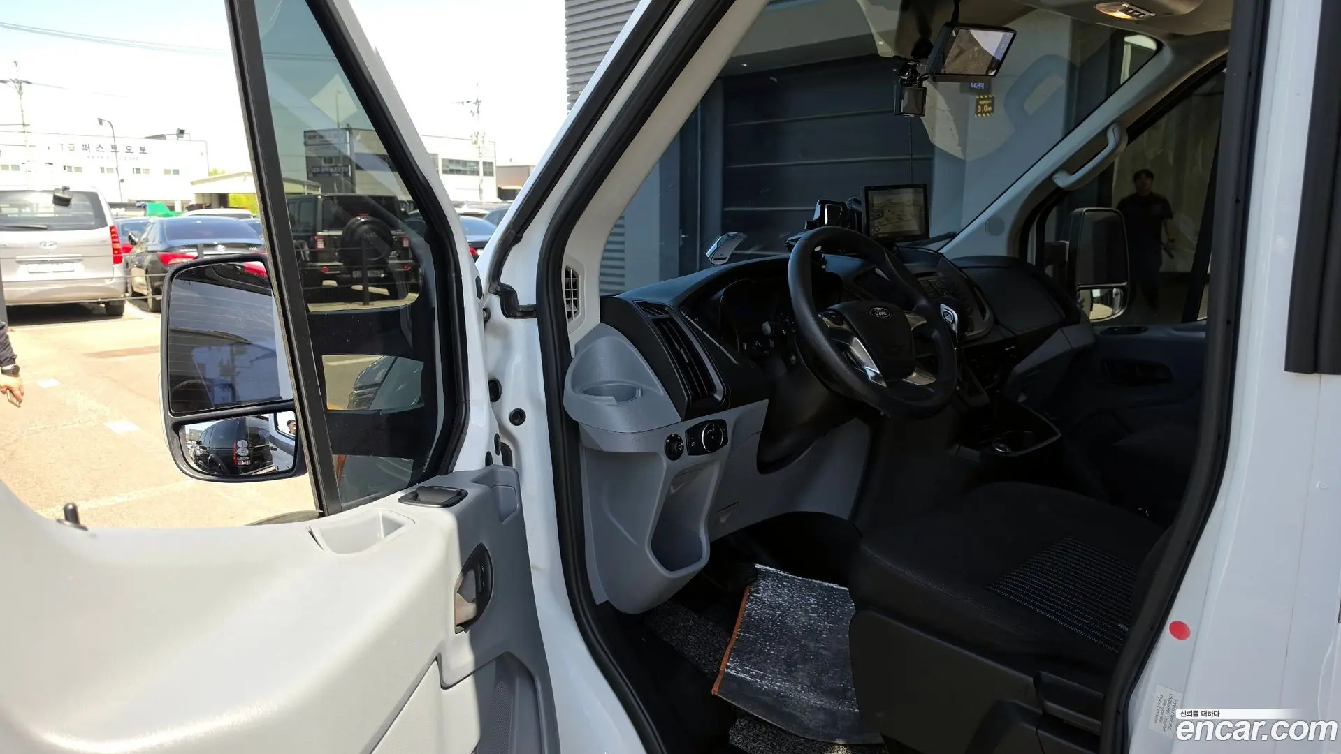Ford Transit 3.7