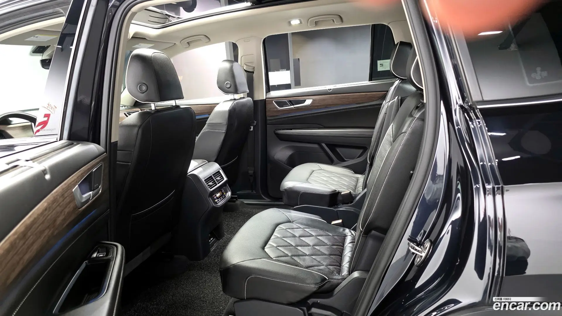 Volkswagen Atlas 2.0 TSI R-LINE 6-Seater