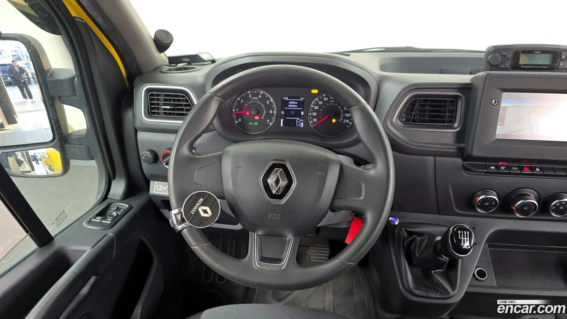 Renault Korea Master School Bus