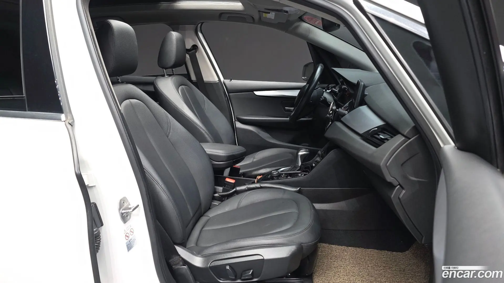 BMW 2-Series Joy 2017
