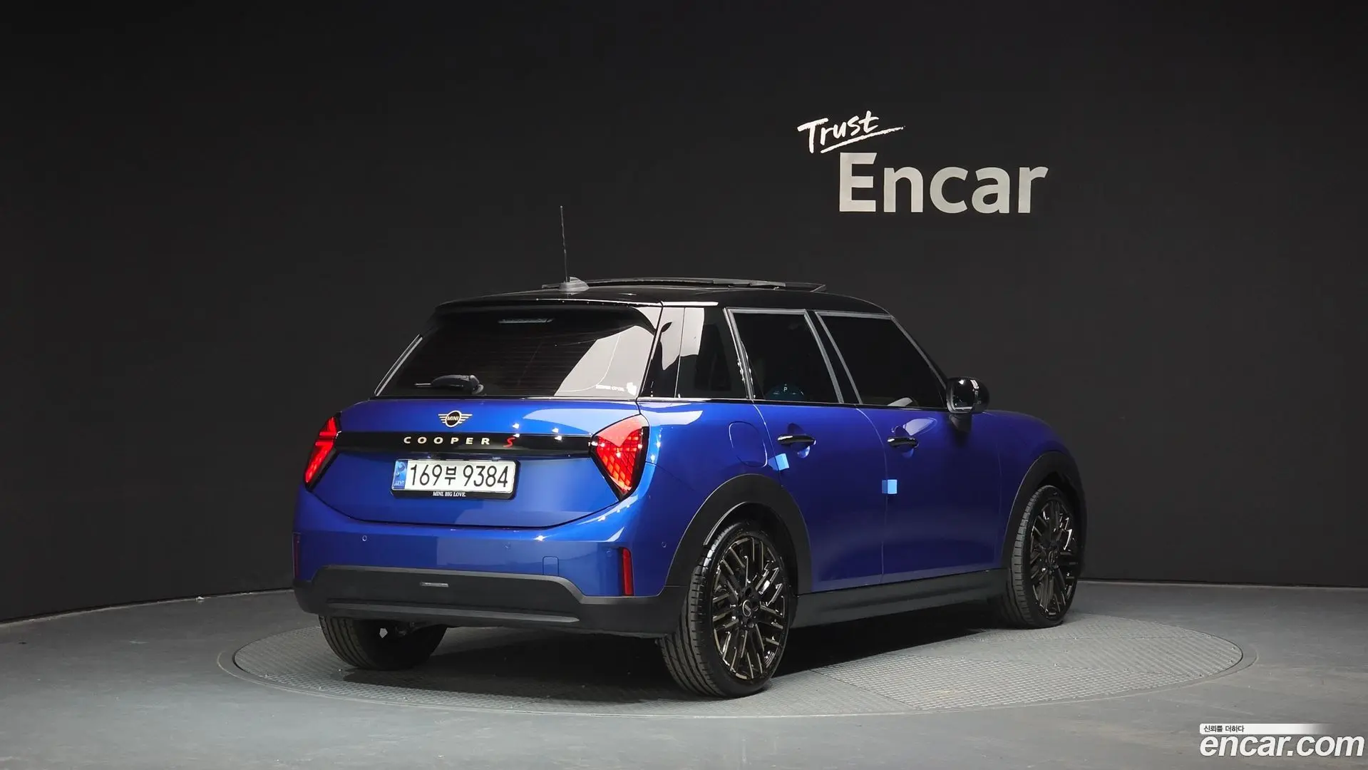 Mini Cooper 5 Door Favoured