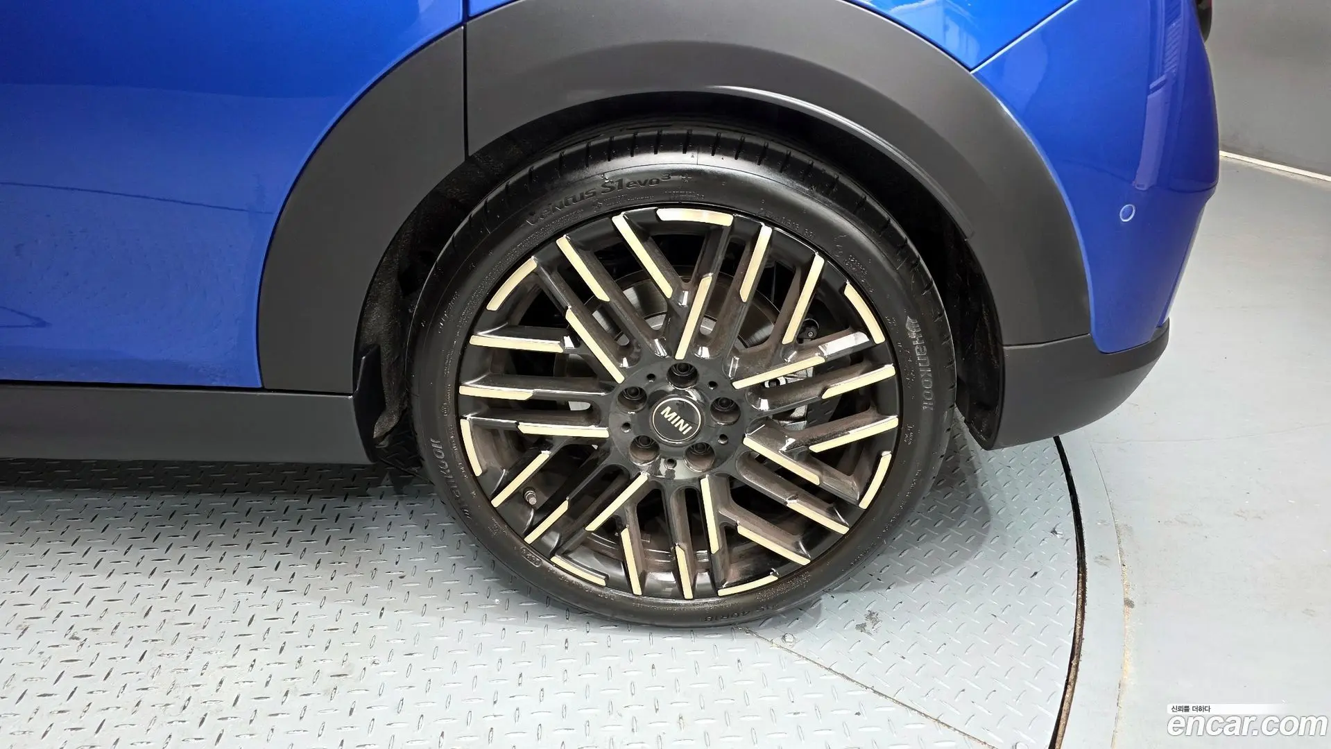 Mini Cooper 5 Door Favoured