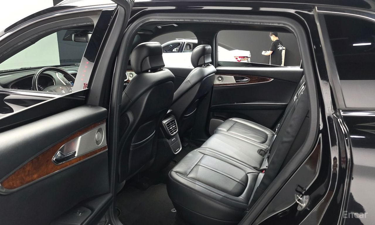 Lincoln MKX 2nd generation 2.7 AWD 2017