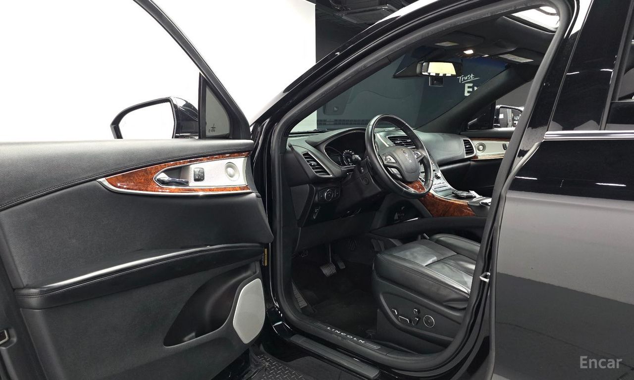 Lincoln MKX 2nd generation 2.7 AWD 2017