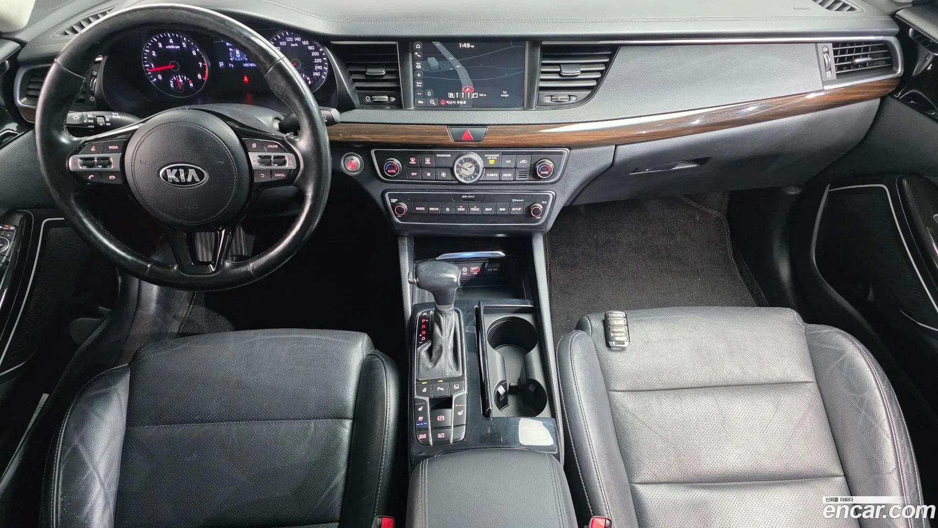 Kia K7 3.0 LPI Luxury (Rental Car)