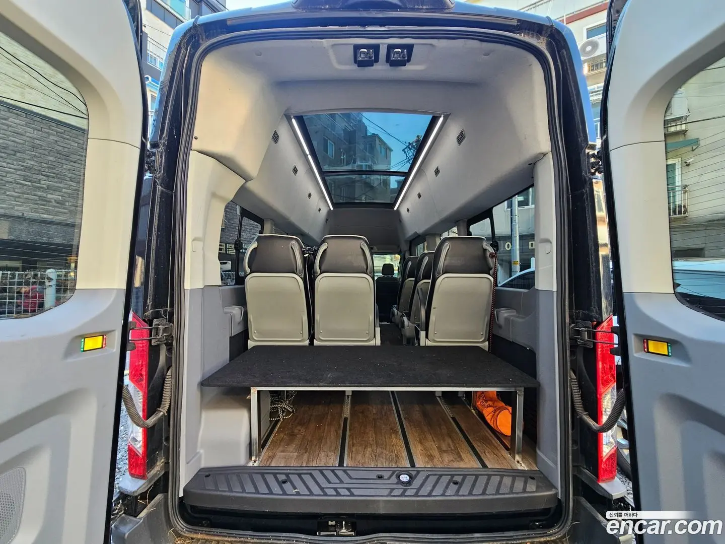 Ford Transit 3.7