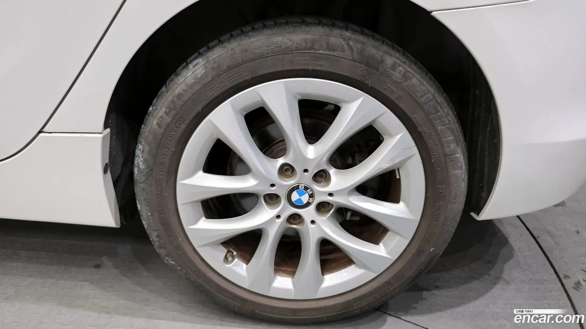 BMW 2-Series Joy 2017