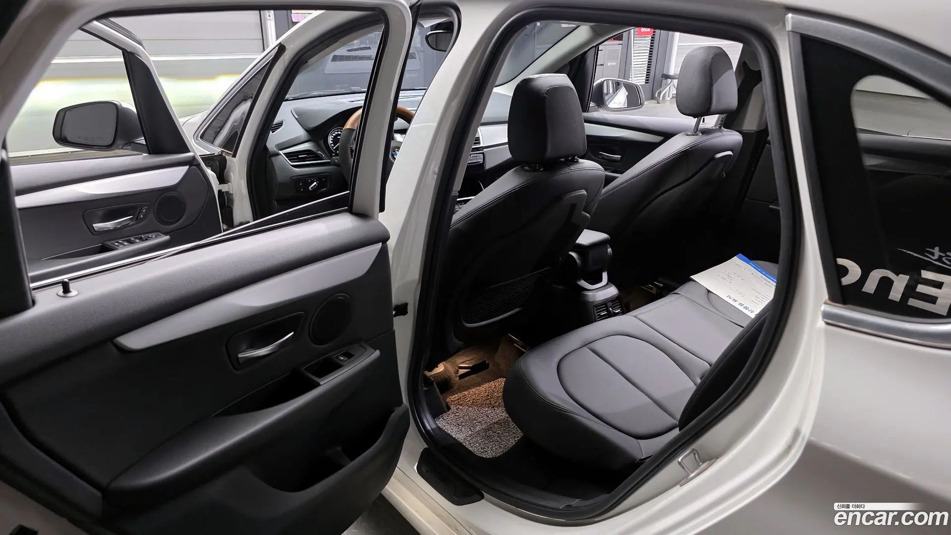 BMW 2-Series Joy 2017