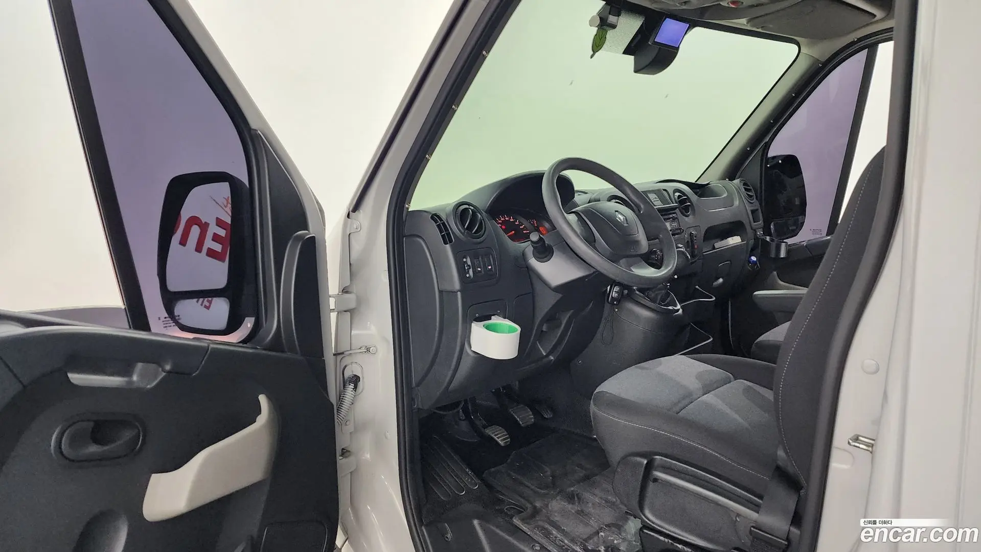 Renault Korea Master Camping car