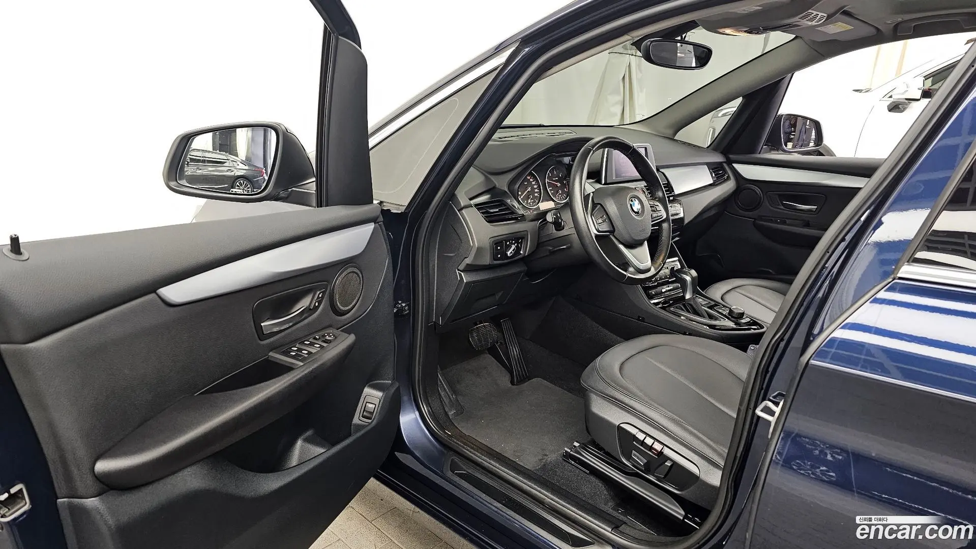 BMW 2-Series Joy 2017