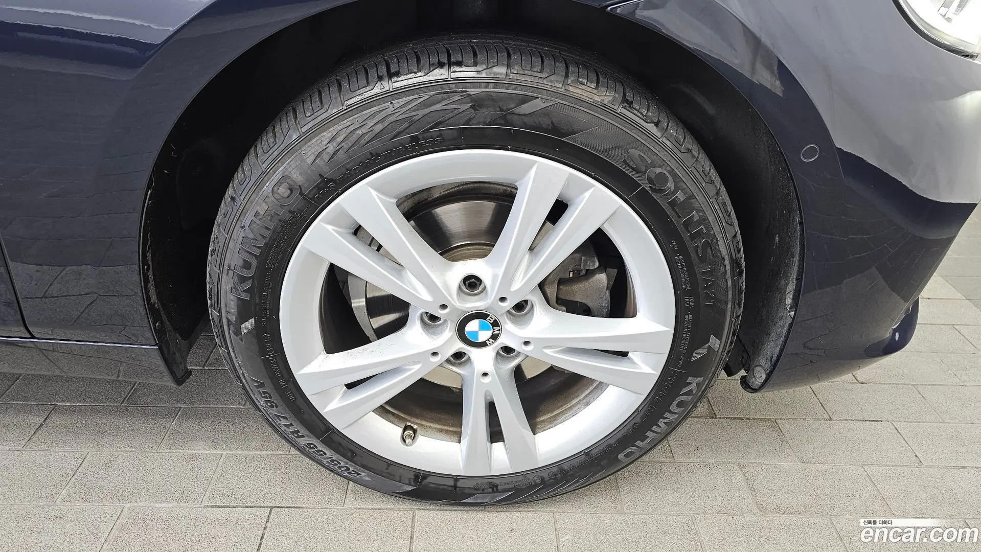 BMW 2-Series Joy 2017