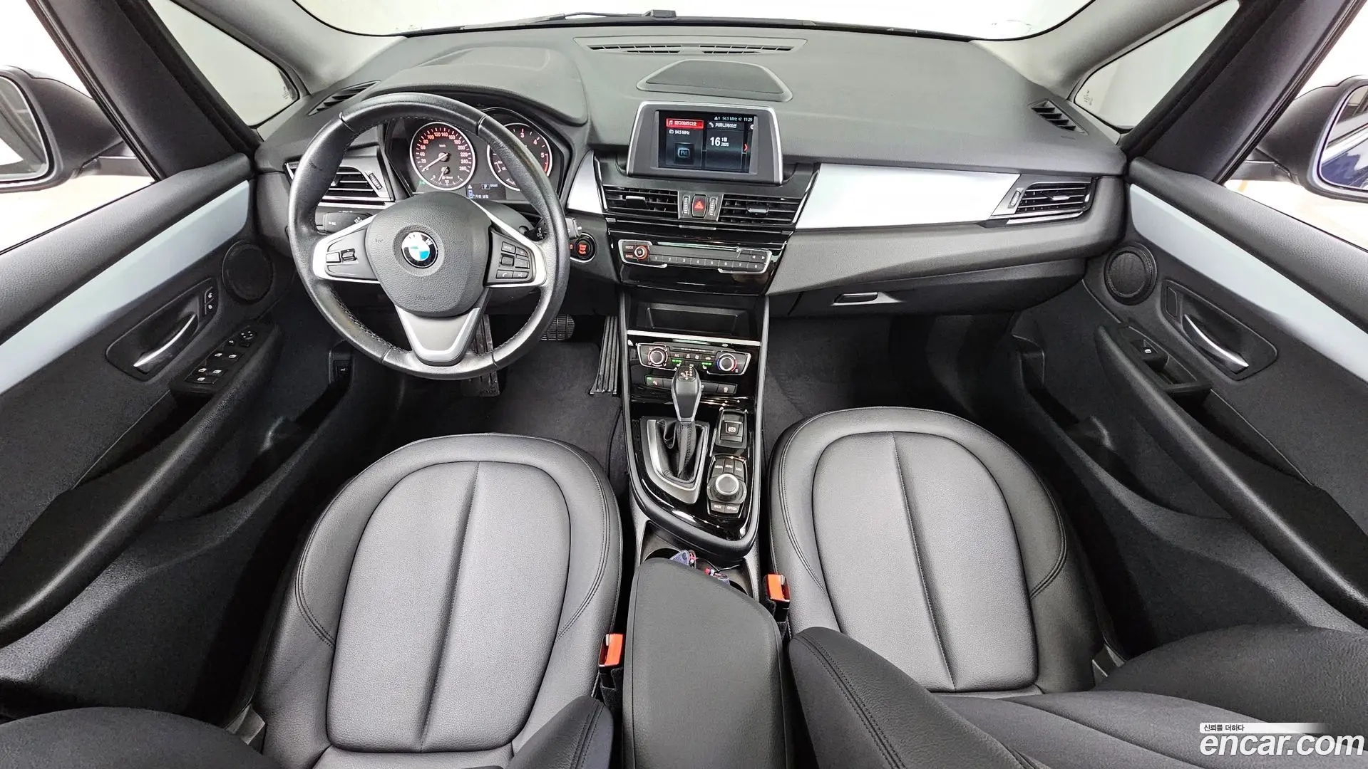 BMW 2-Series Joy 2017