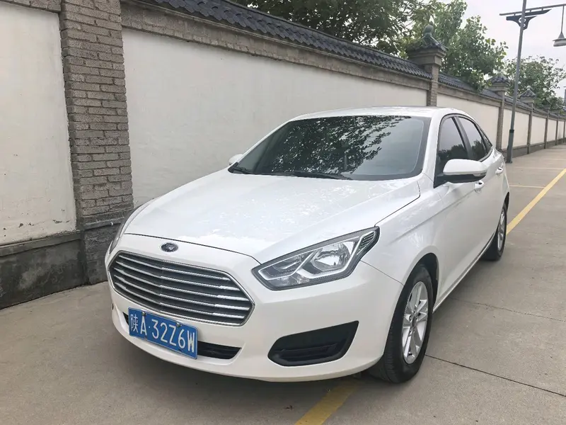 Escort 2019 facelift 1.5L automatic quality model (tire pressure monitoring) National VI