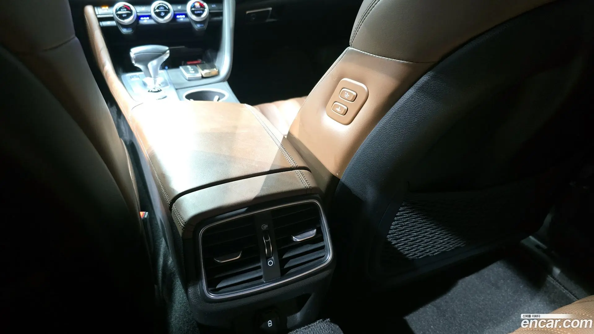 Genesis G70 2.0T AWD