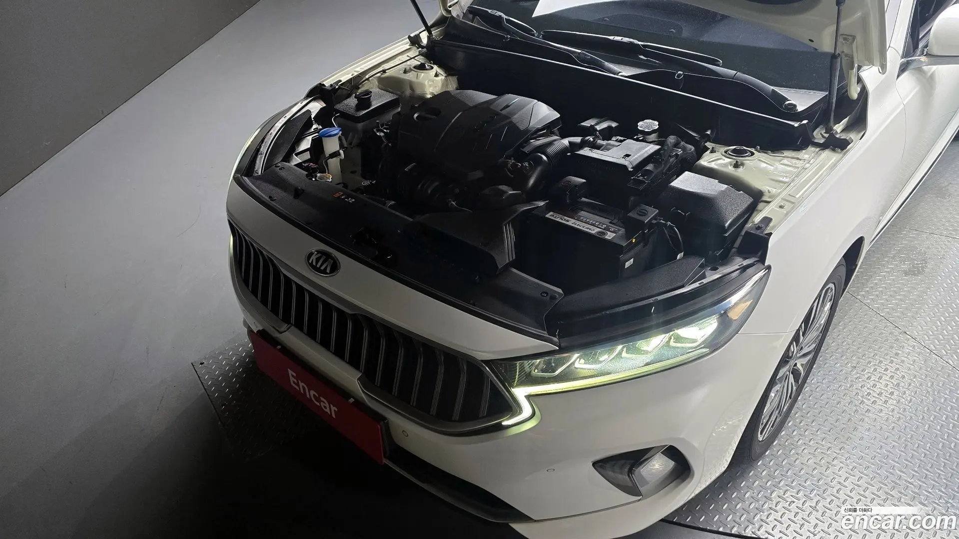 Kia K7 2.5 GDI Noblesse
