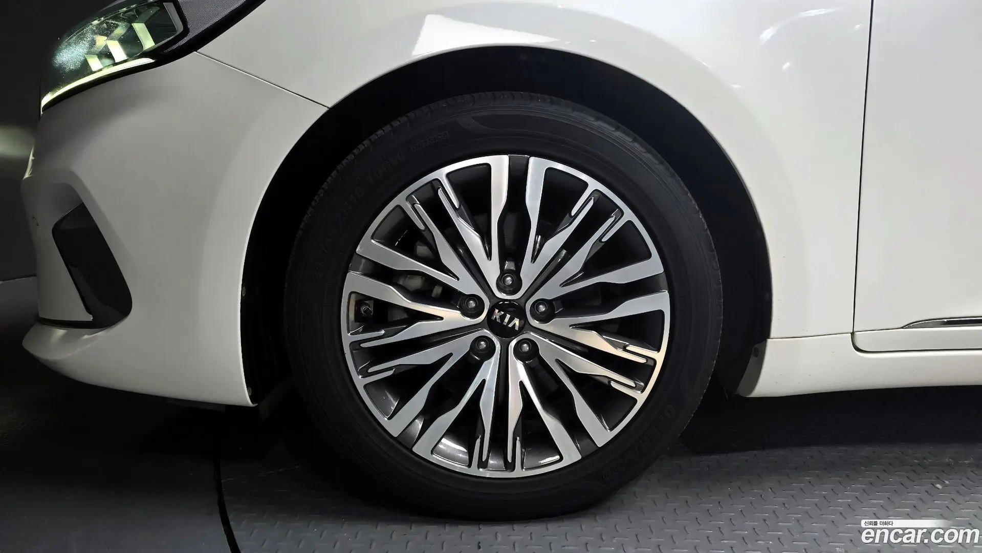 Kia K7 2.5 GDI Noblesse