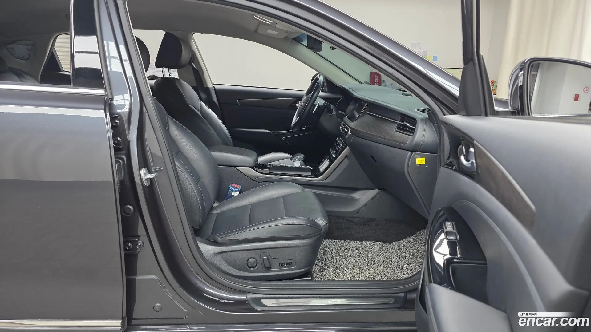 Kia K7 2.5 GDI Noblesse