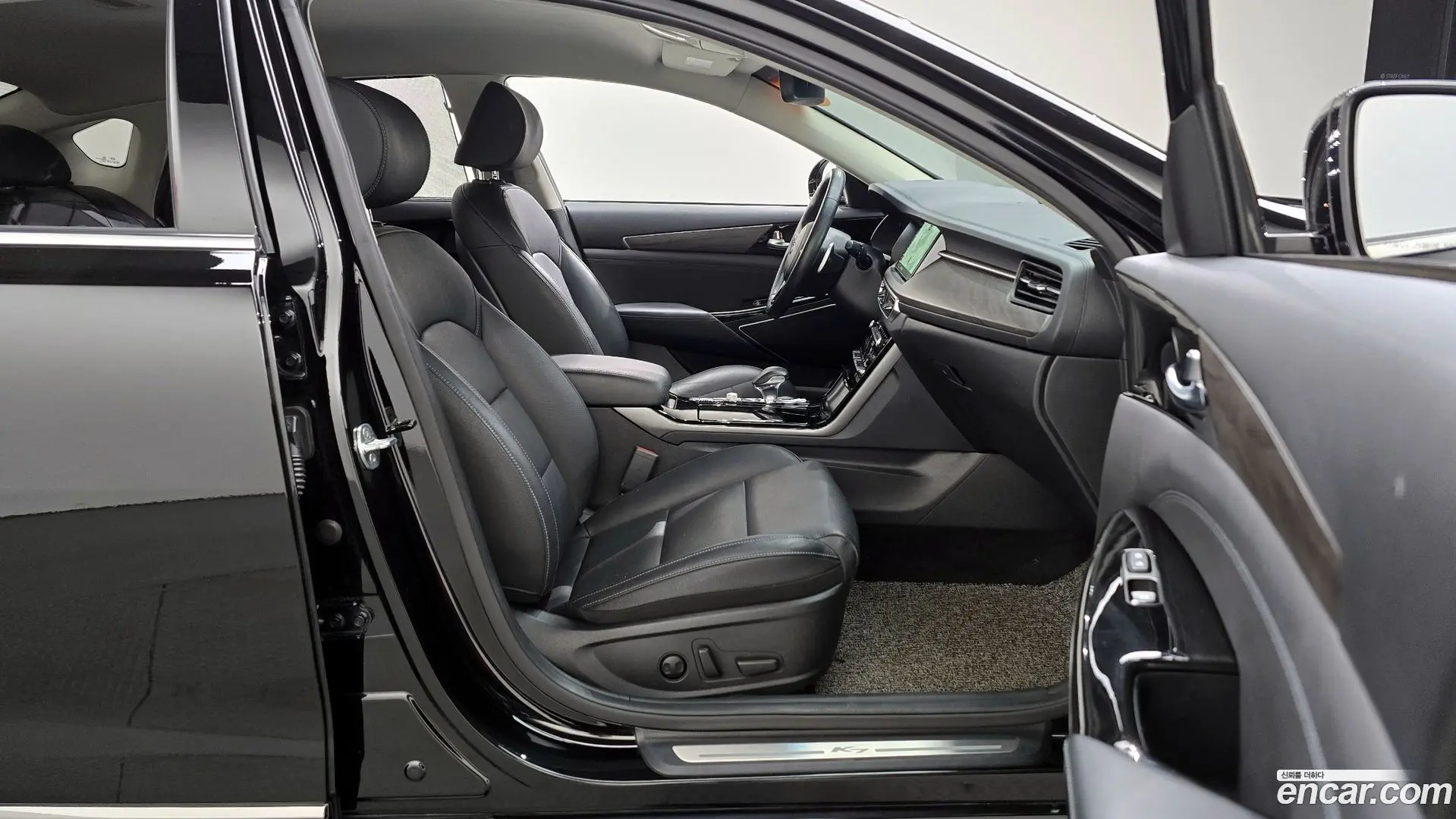 Kia K7 2.5 GDI Noblesse
